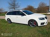 Skoda Octavia 2.0 TDI RS Combi RS - Skoda Octavia von privat