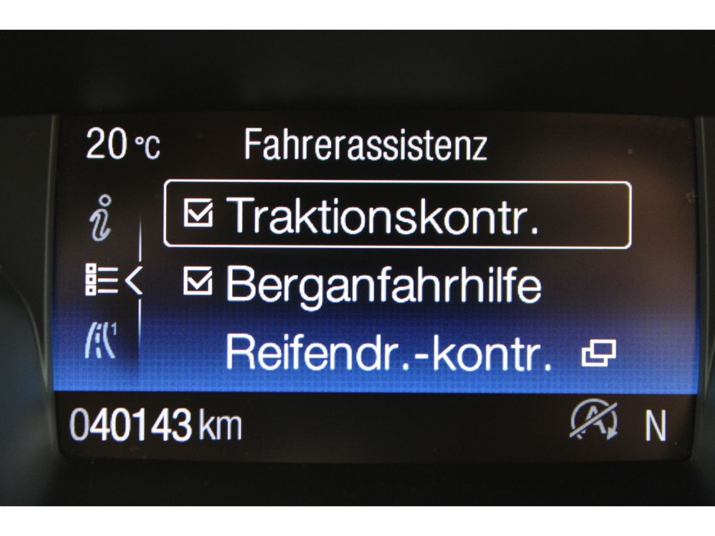 Fahrzeugabbildung Ford Kuga 1,5 EcoBoost ST-Line Bi Xenon GRA RFK AHK P
