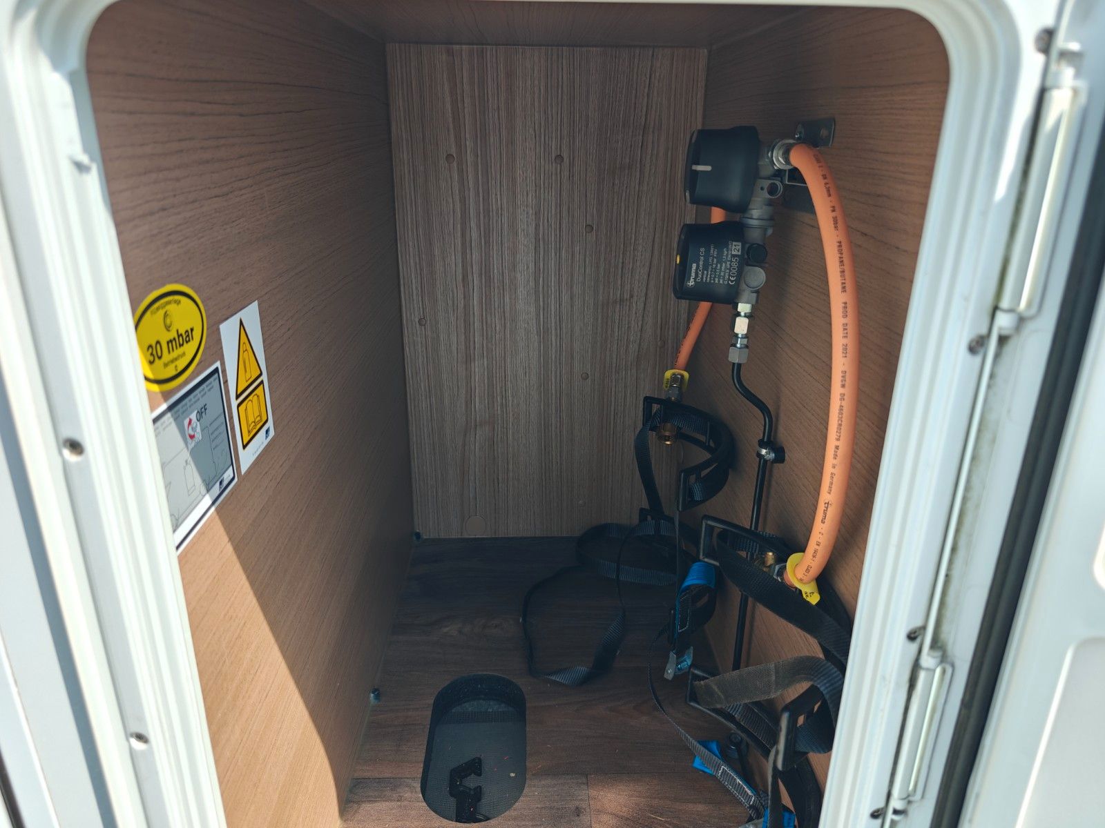 Fahrzeugabbildung Carado T-447 Clever+ Edition - SAT, TV, A/T, Hubbett -