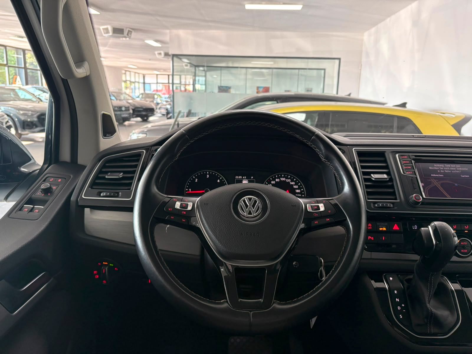 Volkswagen T6 Multivan EDITION LEDER AHK STHZG CAM DYN LED foto 11