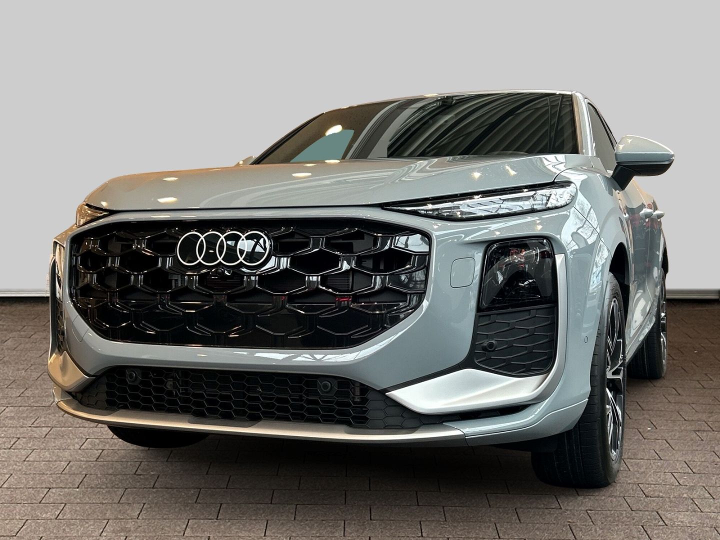 Audi Q3 Sportback e-hybrid 200 kW S-LINE+NAVI+LED+CAR foto 3