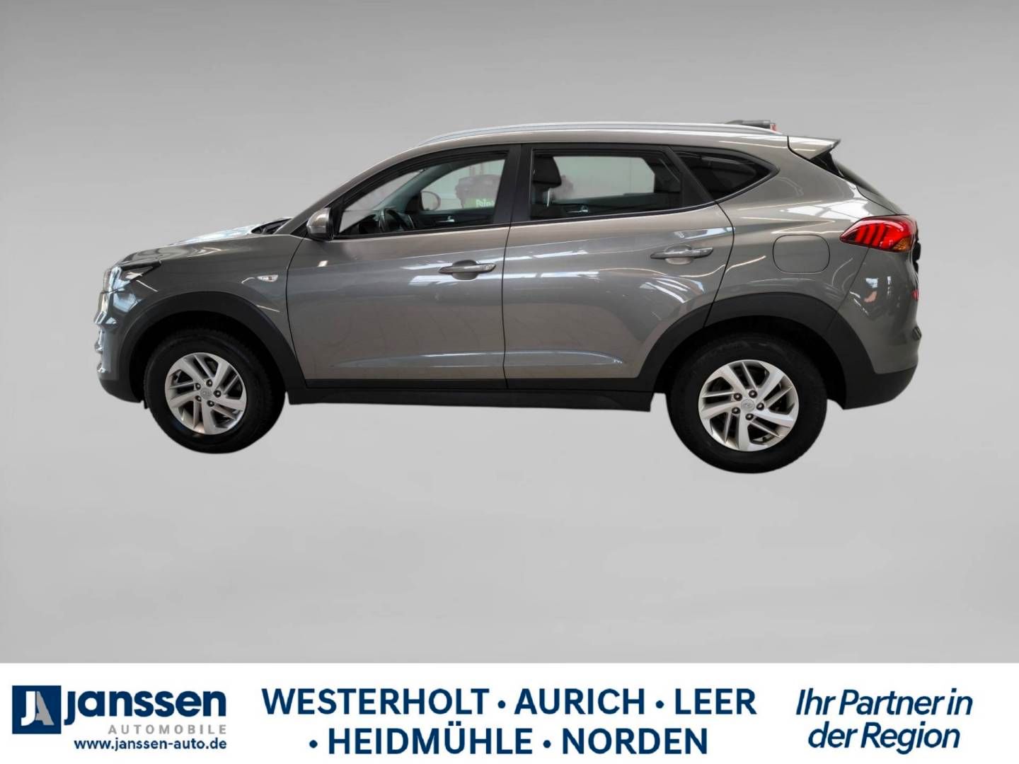 Fahrzeugabbildung Hyundai TUCSON FL 1.6 GDi M/T 2WD PURE  Navigation
