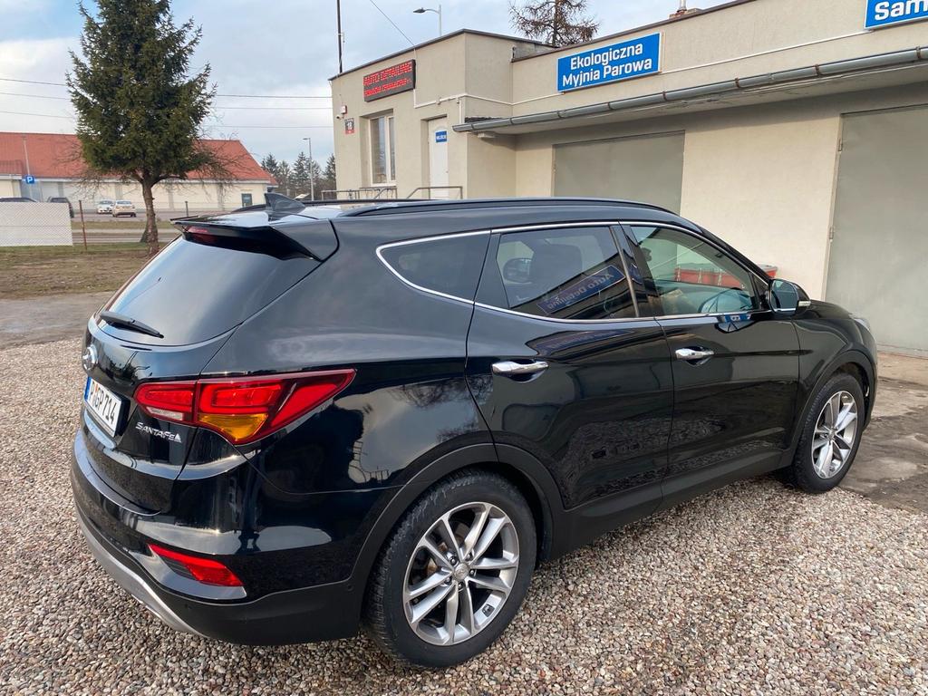 Hyundai SANTA FE