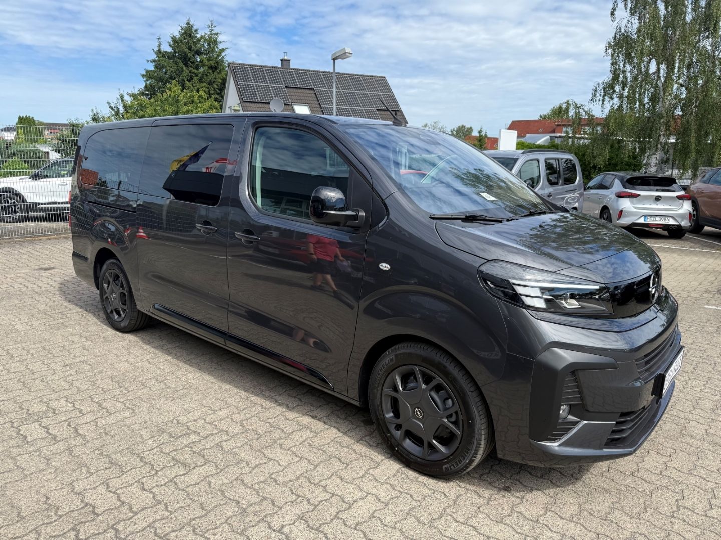 Fahrzeugabbildung Opel Zafira Life Edition XL 9 Sitze+SHZ+LHZ+ AHK