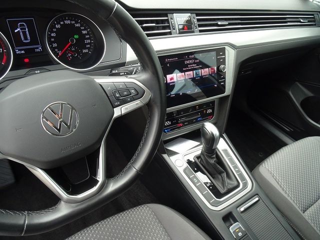 Passat Variant 1.5 TSI DSG Conceptline / 1.99 %