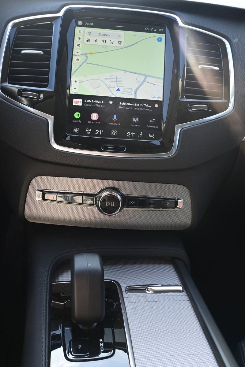 Fahrzeugabbildung Volvo XC90 T8 Core AWD*Leder*Voll-LED*Alarm*