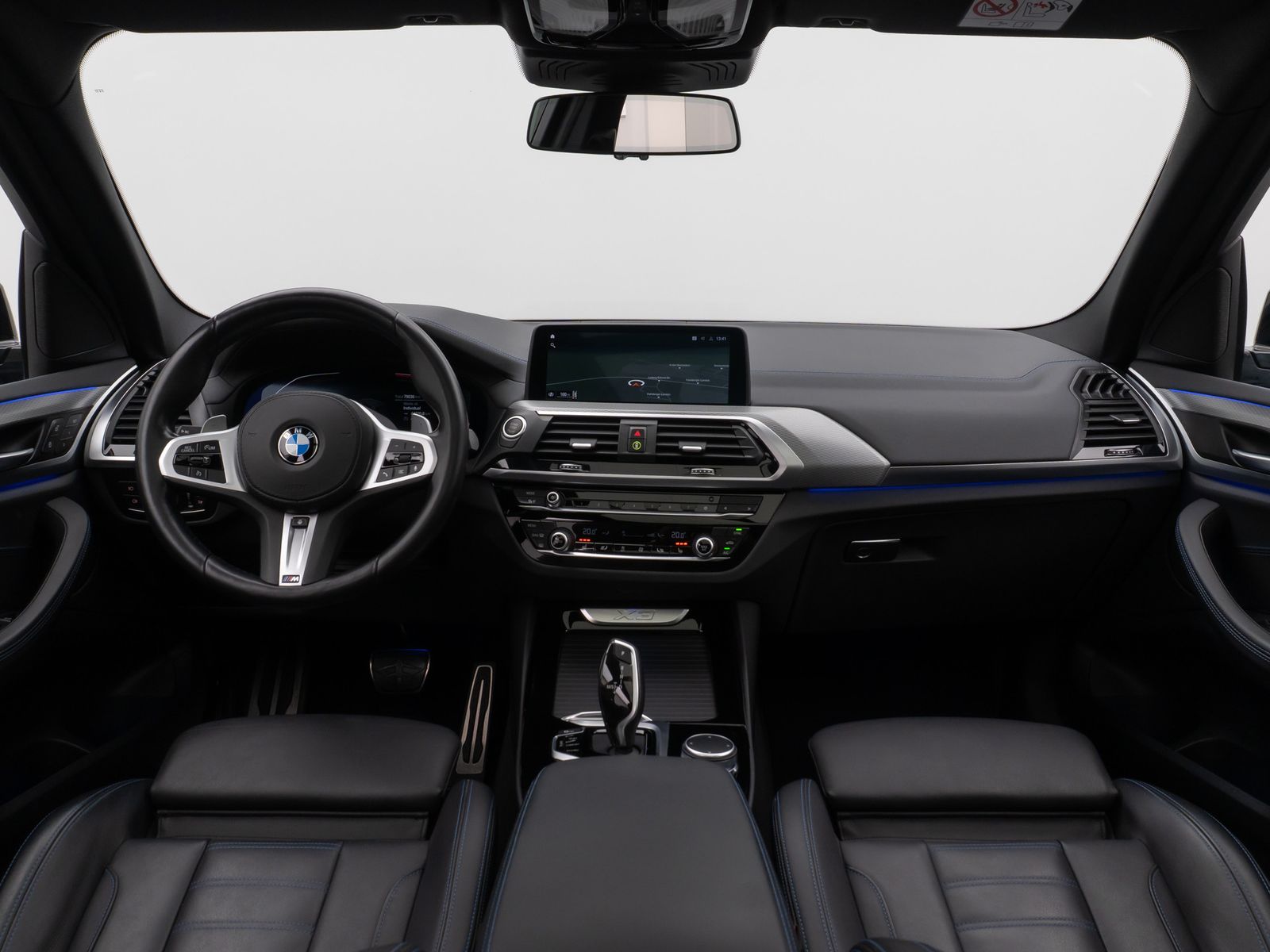 Fahrzeugabbildung BMW X3 xD30d M Sport Panorama Kamera HUD HiFi 19Zoll