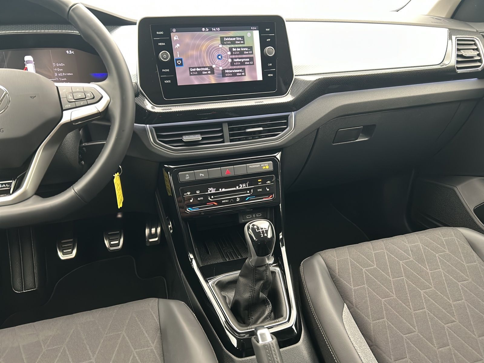 Volkswagen T-Cross - Bild 7