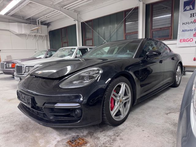 Porsche Panamera GTS Pano Standheiz AmbienteLED 4+1 VOLL