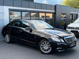 Mercedes-Benz E 200 Limo Avantgarde 1.8 CGI BlueEfficiency*PDC - gebrauchte Mercedes-Benz E 200 aus dem Jahr 2009