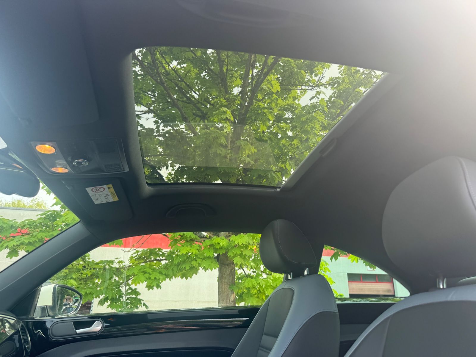 Fahrzeugabbildung Volkswagen Beetle Lim. R Line Navi+Panorama+Leder+LED