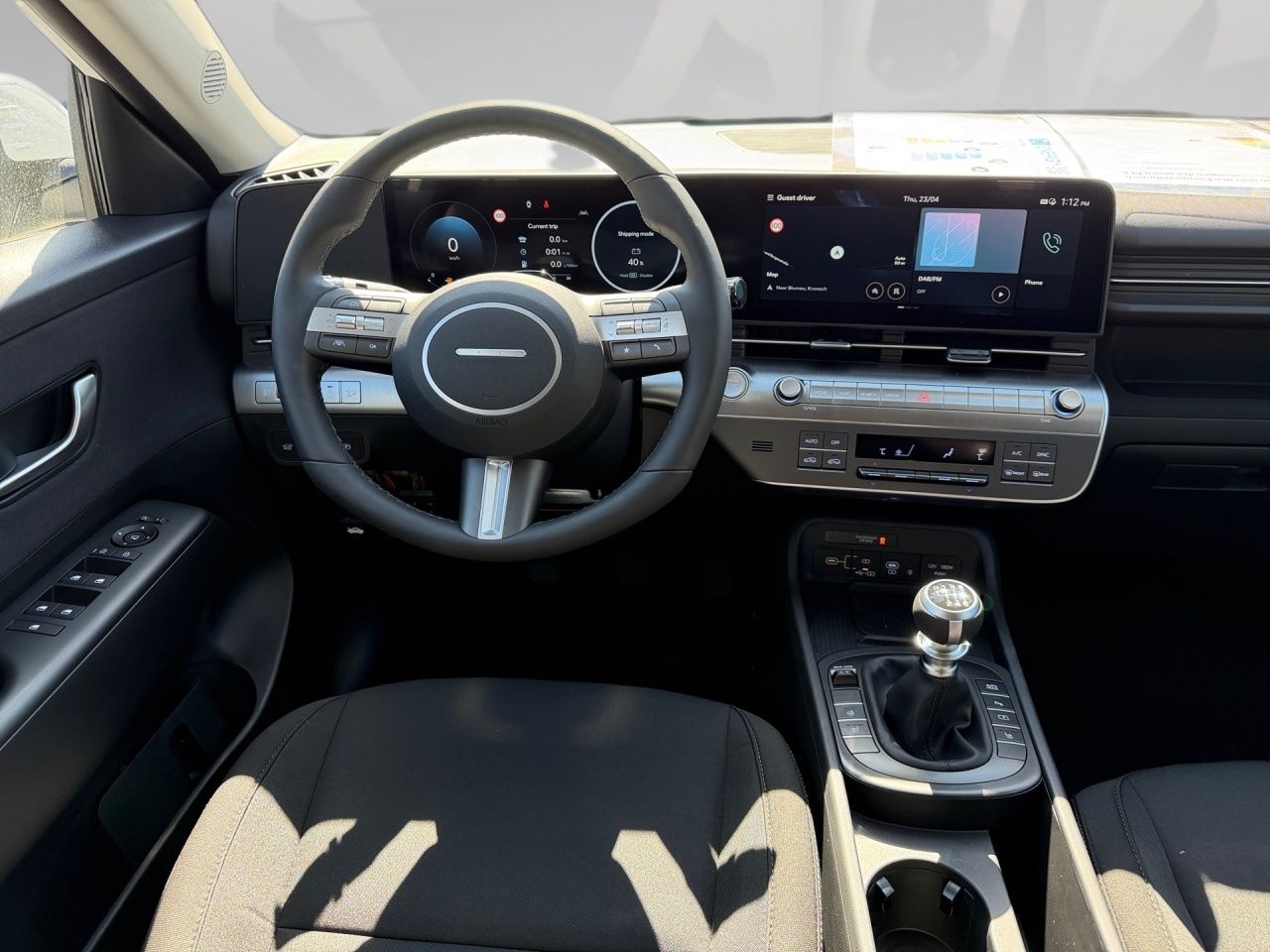 Fahrzeugabbildung Hyundai KONA TREND SHZ*LHZ*NAVI*PDC*360 Kamera*KEYLESS