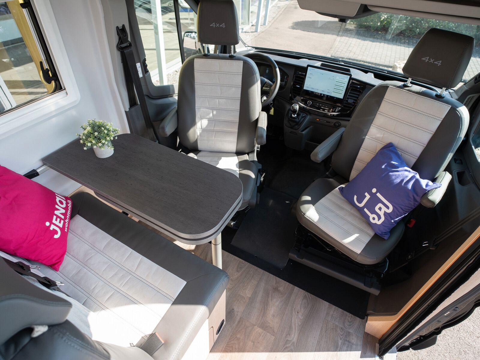 Fahrzeugabbildung Sunlight Cliff 4x4 590 Bi-Xenon, AHK, Dieselheizung, RFK!