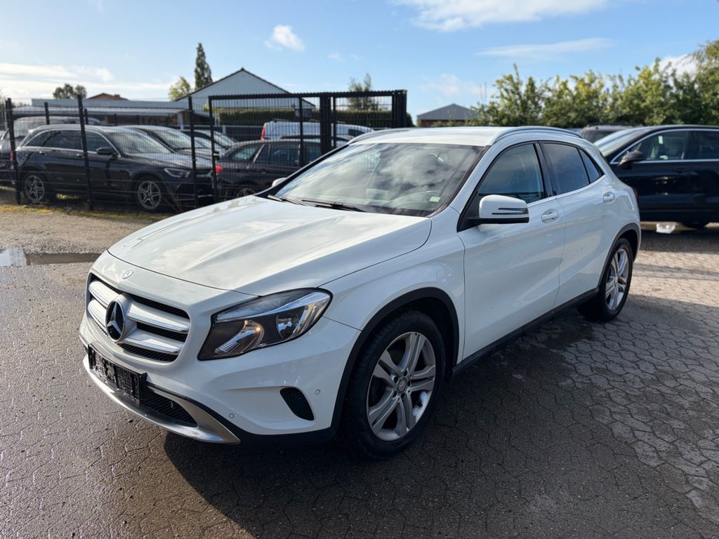 Image of Mercedes-Benz GLA 200