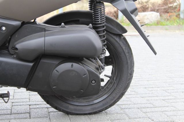 Yamaha *ABS *Exportfahrzeug