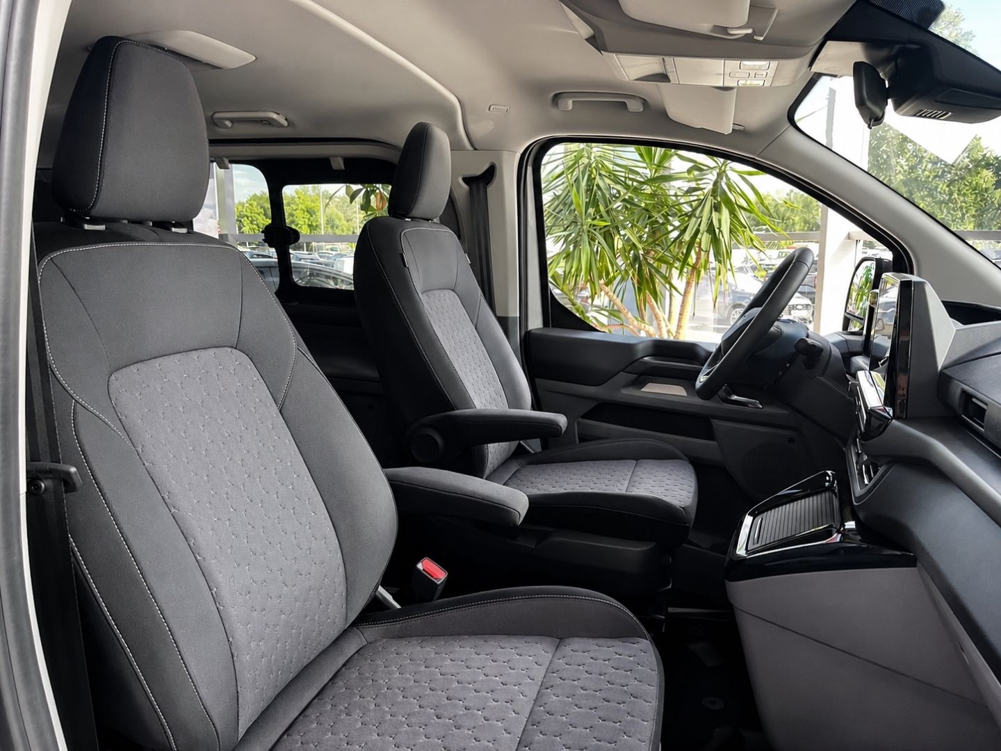 Ford Tourneo Custom - Bild 11