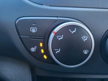 Fahrzeugabbildung Hyundai i10 1.0 YES! Klima SHZ BT Tempomat DAB