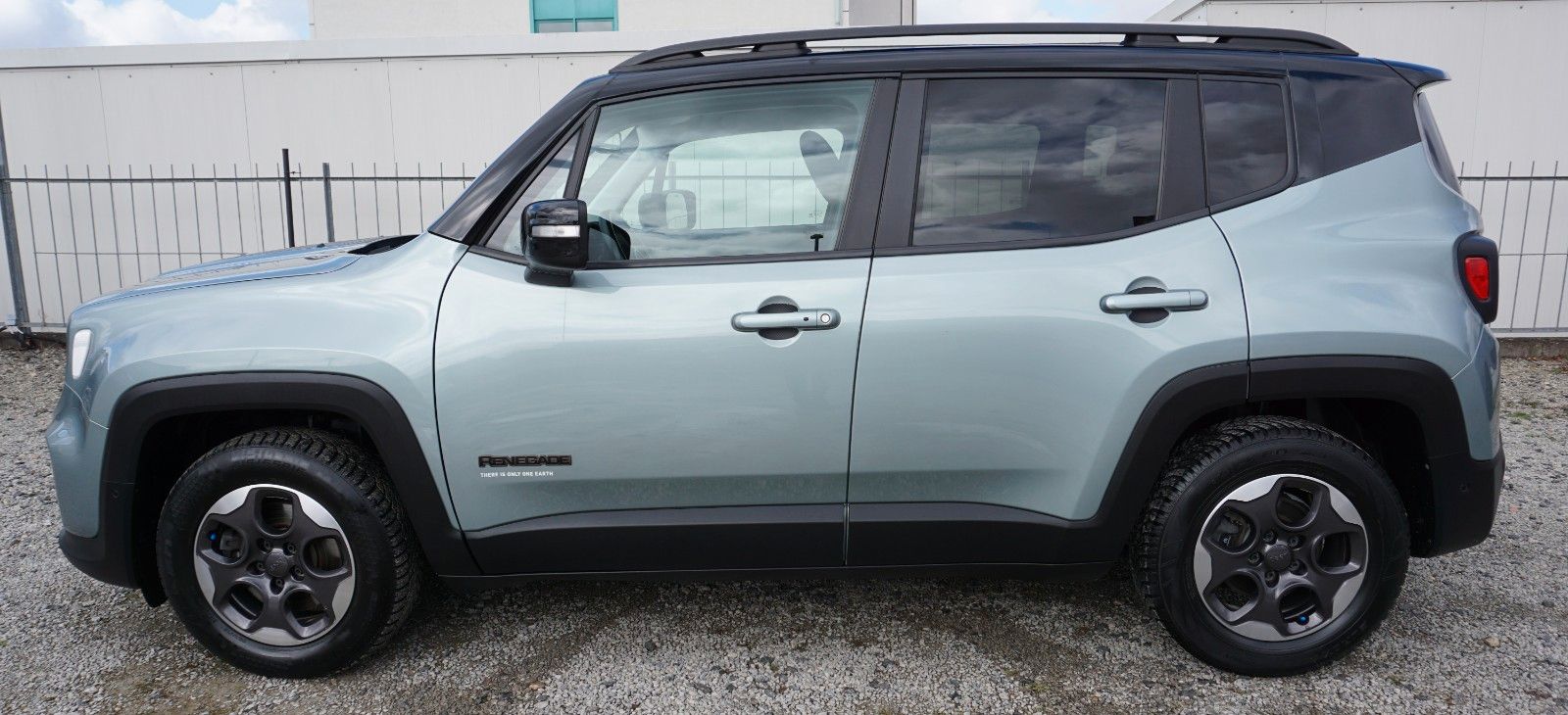 Fahrzeugabbildung Jeep Renegade Longitude Mild-Hybrid FWD, Kamera