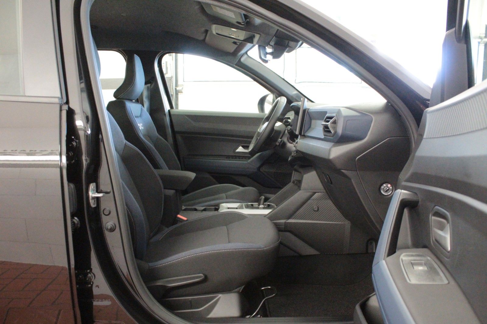 Fahrzeugabbildung Dacia Bigster hybrid 155 Expression*Winter-Plus-Paket*