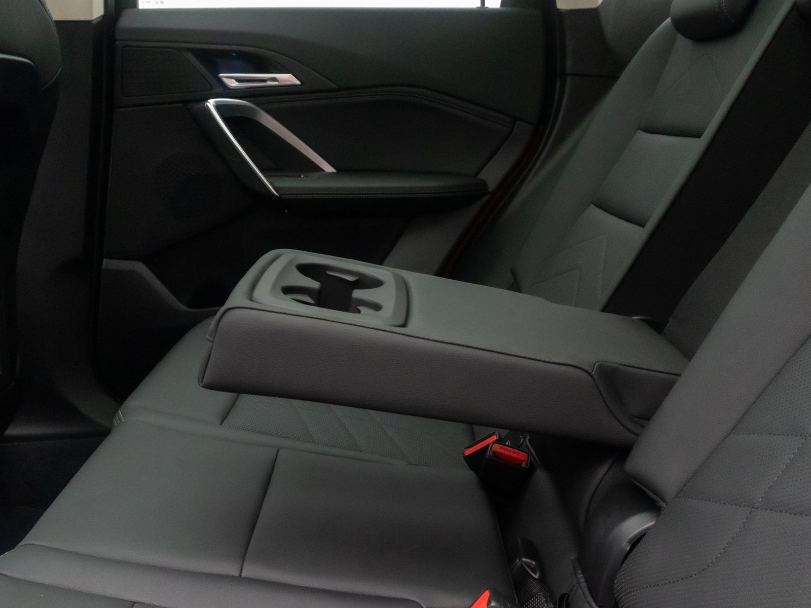 Fahrzeugabbildung BMW X1 xD23i xLine 360&deg;Panorama HUD DAB Sport 18Zoll