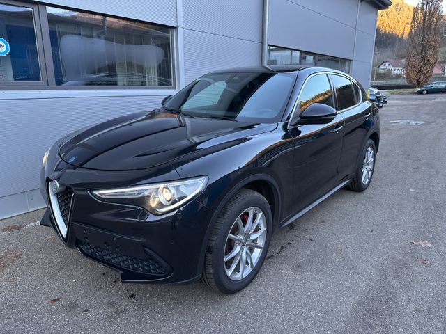 Alfa Romeo Stelvio 2.0 Turbo 16V AT8-Q4 Super