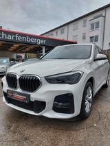 BMW X1 xDrive 25 i M Sport - BMW X1: 25i