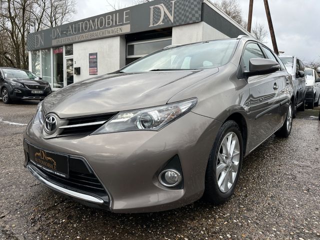 Toyota Auris Touring Sports *KeyLess/Kamera/Navi/1Hnd./