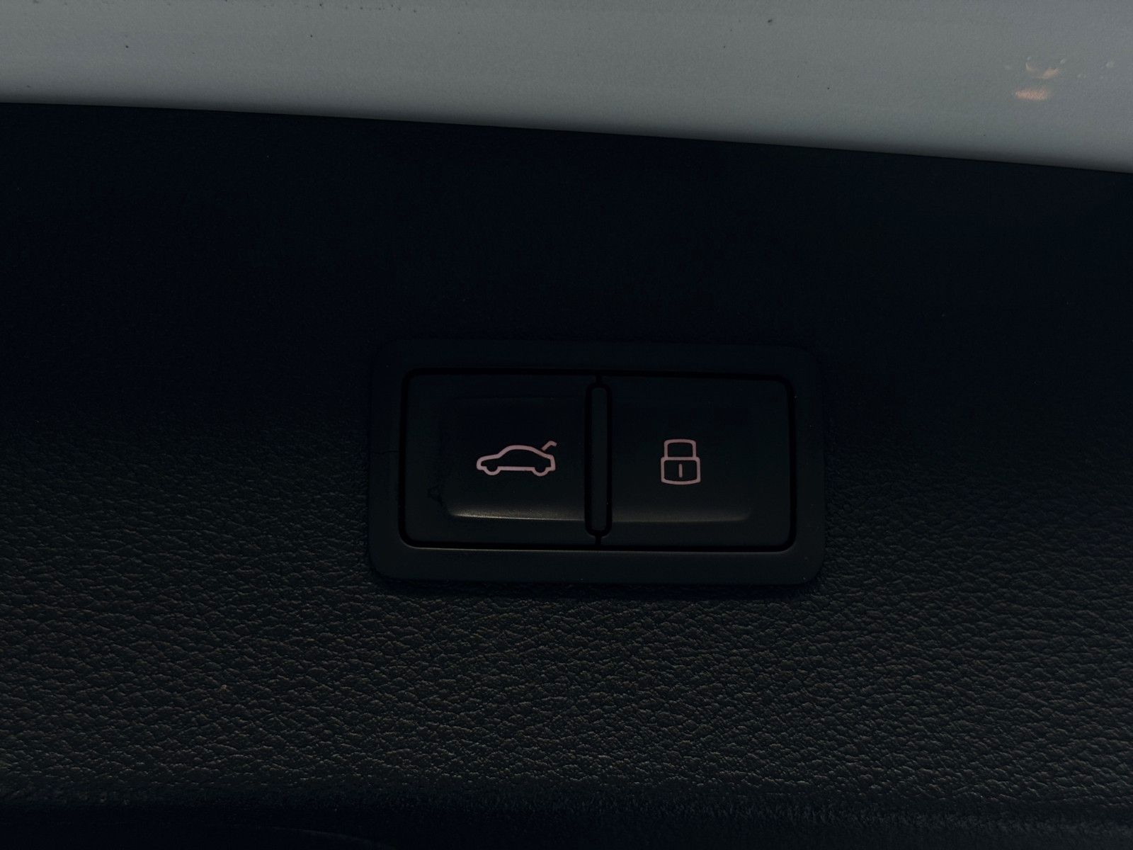 Fahrzeugabbildung Audi S7 4.0 V8 quattro Bose/S-Dach/HUD/Luftf./Keyless