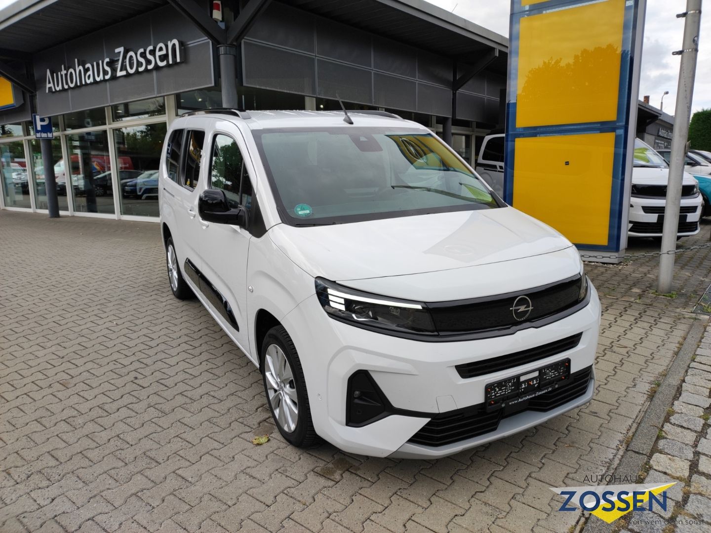 Opel Combo Life GS XL+Matrix+Allwetterr.+7 Sitzer+Nav imagem 3