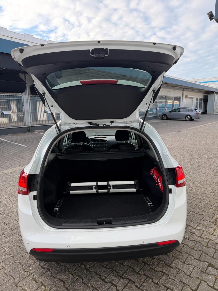 Kia ANDERE Ceed Sportswagon Spirit