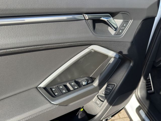 Q3 S line 35 TFSI 110150 kWPS S tronic