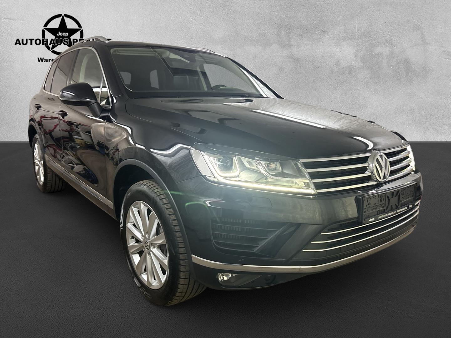 Volkswagen Touareg 3.0 TDI Executive Edition LEDER ACC LED
