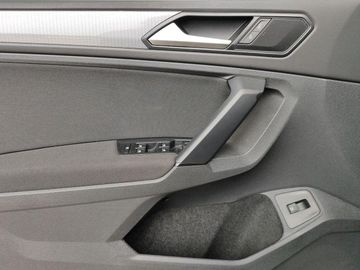 Volkswagen Tiguan - 10