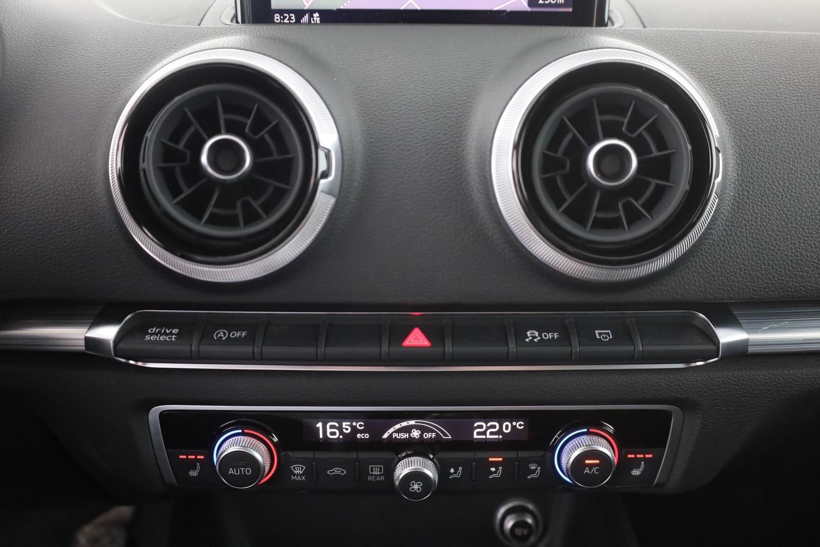 Audi A3 Sportback 35 TFSI S-tronic Bi-Xenon Navi ACC