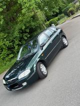 Mazda MAZDA 323F - scheckheftgepflegte Mazda 323