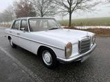 Mercedes-Benz Mercedes 230 Strich 8 H-Kennzeichen, Autom... - Mercedes-Benz 230 Gebrauchtwagen in Berlin