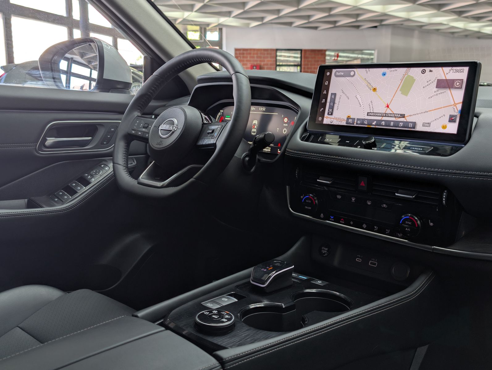 Fahrzeugabbildung Nissan X-Trail 1.5 e-Power e-4 Tekna Bose HUD LED+ 20"
