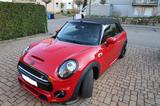 MINI Cooper S Cabrio Cooper S - MINI Cooper S Cabrio mit Benzin-Antrieb: Kleinwagen, Schaltgetriebe