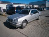 Mercedes-Benz E 200 Elegance - gebrauchte Mercedes-Benz E-Klasse aus dem Jahr 1997