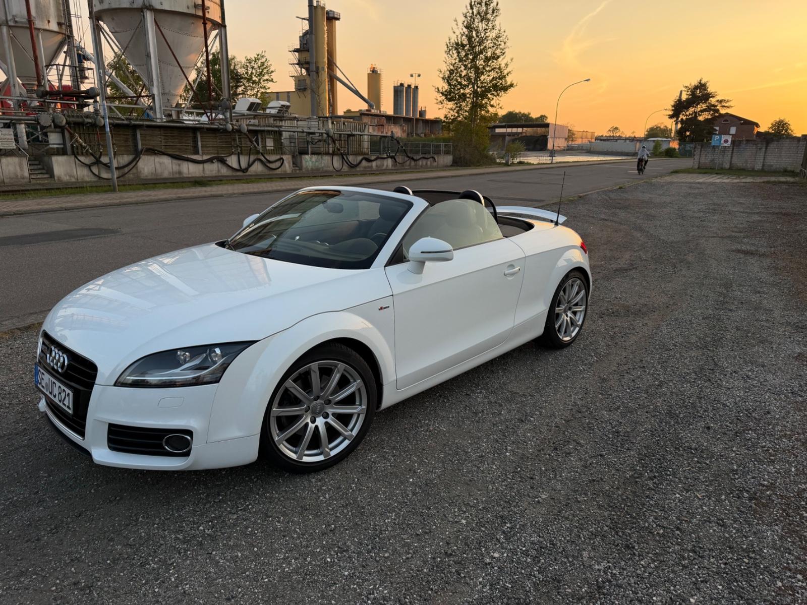 Audi TT Roadster 1.8 TFSI S-line