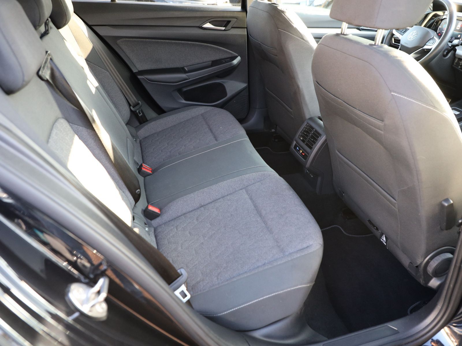 Volkswagen Golf - Bild 24
