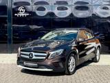 Mercedes-Benz GLA 200 CDI / d Navi/CAM/Bi-Xenon/Automatik - Mercedes-Benz GLA 200: Limousine