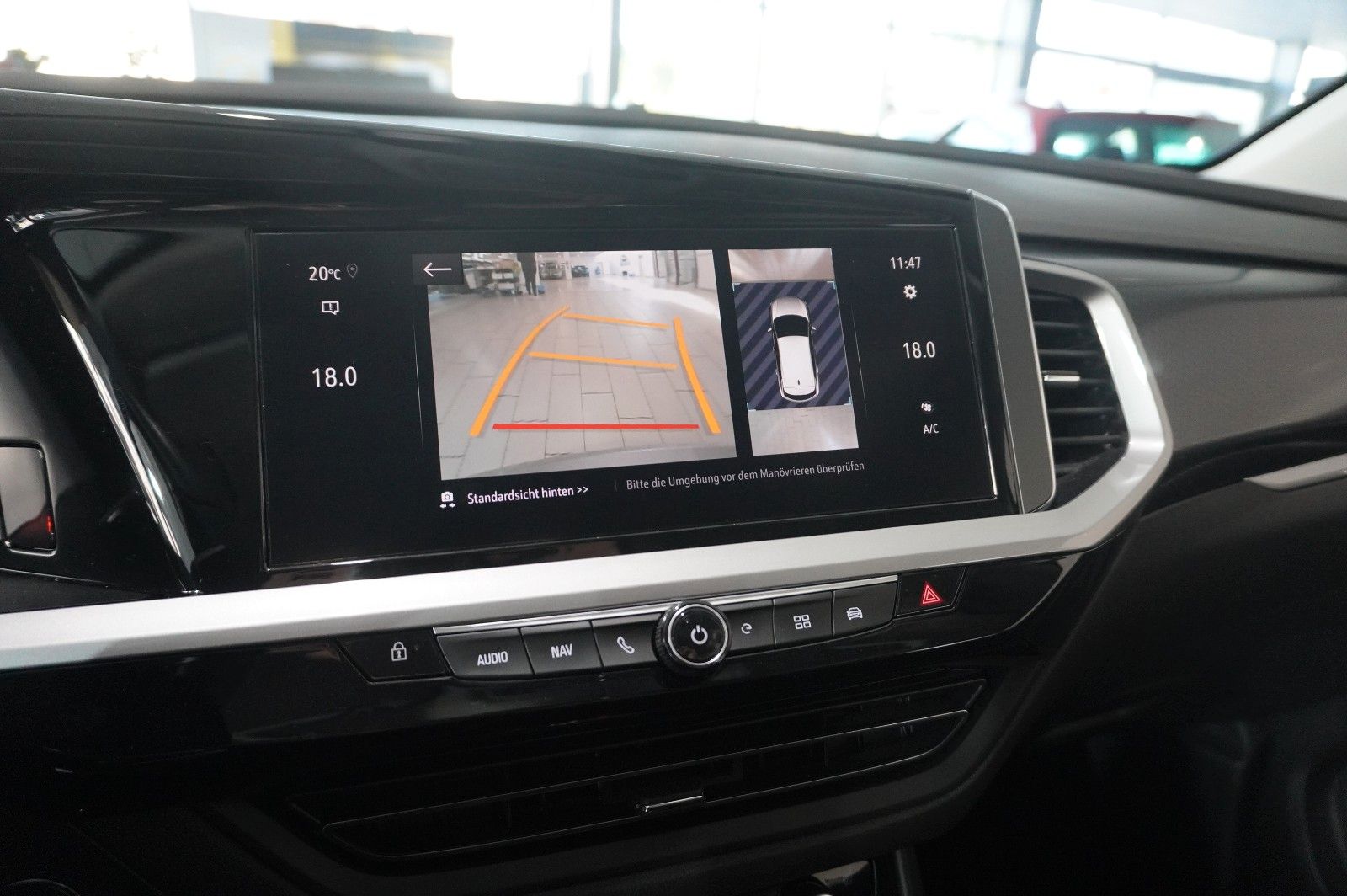 Fahrzeugabbildung Opel Grandland (X) ULTIMATE 4HYBRID NAVI/LED/SPORT/SH