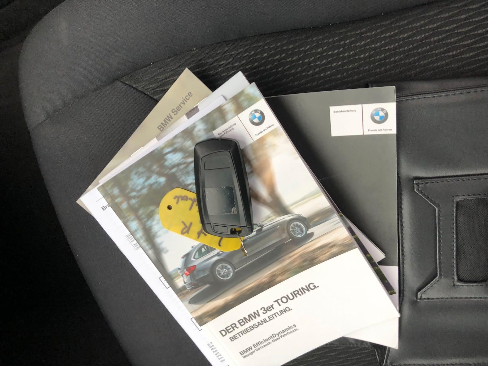 BMW 320 2013 — photo 10