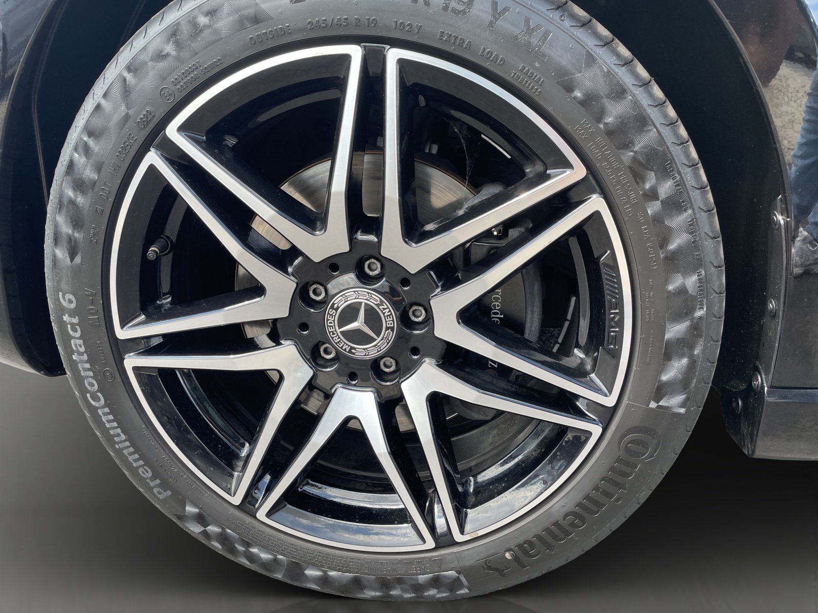 Fahrzeugabbildung Mercedes-Benz V300d L Avantg Edition AMG Pano ILS Burm 360°AHK