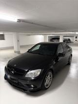 Mercedes-Benz Mercedes Benz c300 w204 Checkheft voll - gebrauchte Mercedes-Benz C 300 aus dem Jahr 2009