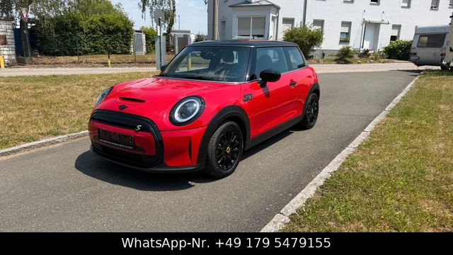 MINI Cooper SE Classic Trim, T/Leder, SHZ, PDC, Navi