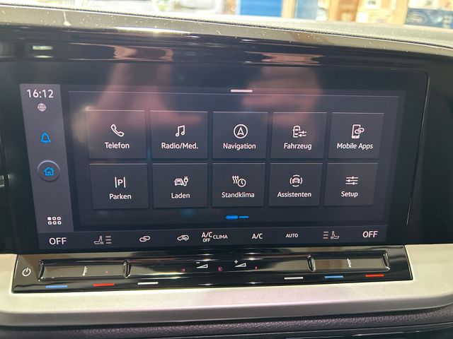 Ford Grand Tourneo Connect PHEV Titanium