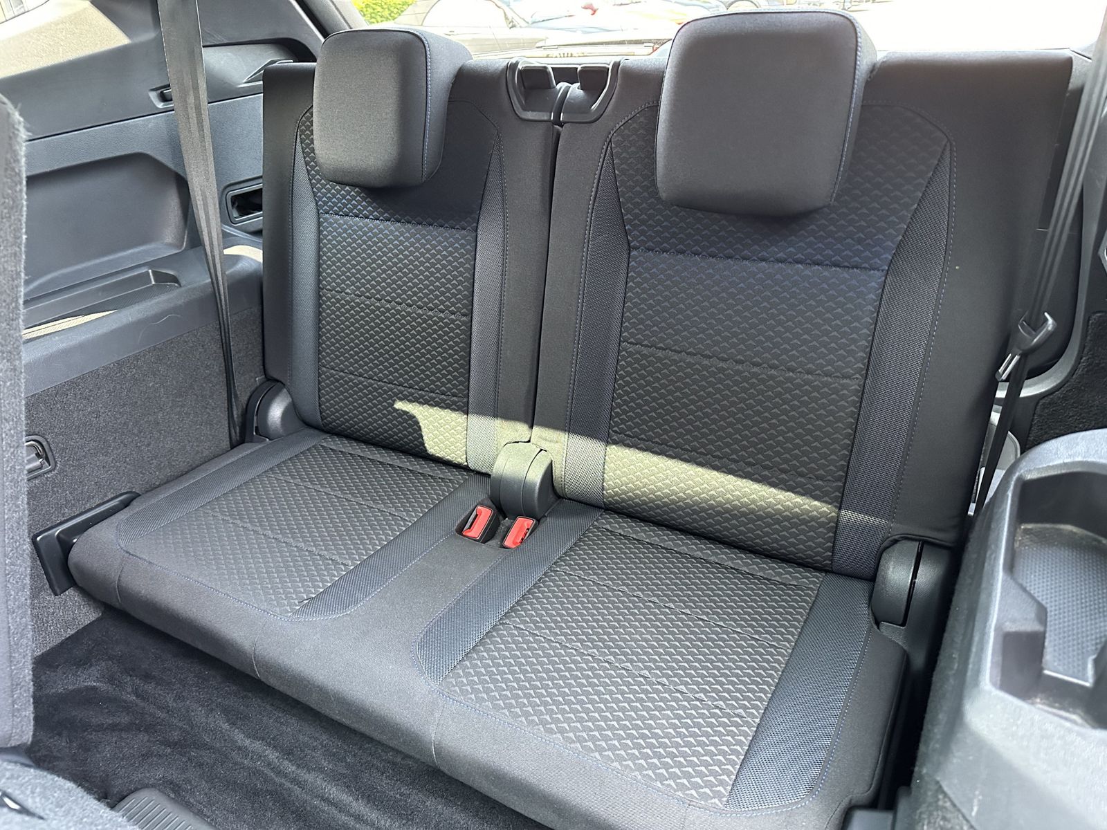 Fahrzeugabbildung Volkswagen Tiguan Allspace 4M 7-Sitzer NAV+LED+PANO+HEAD-UP