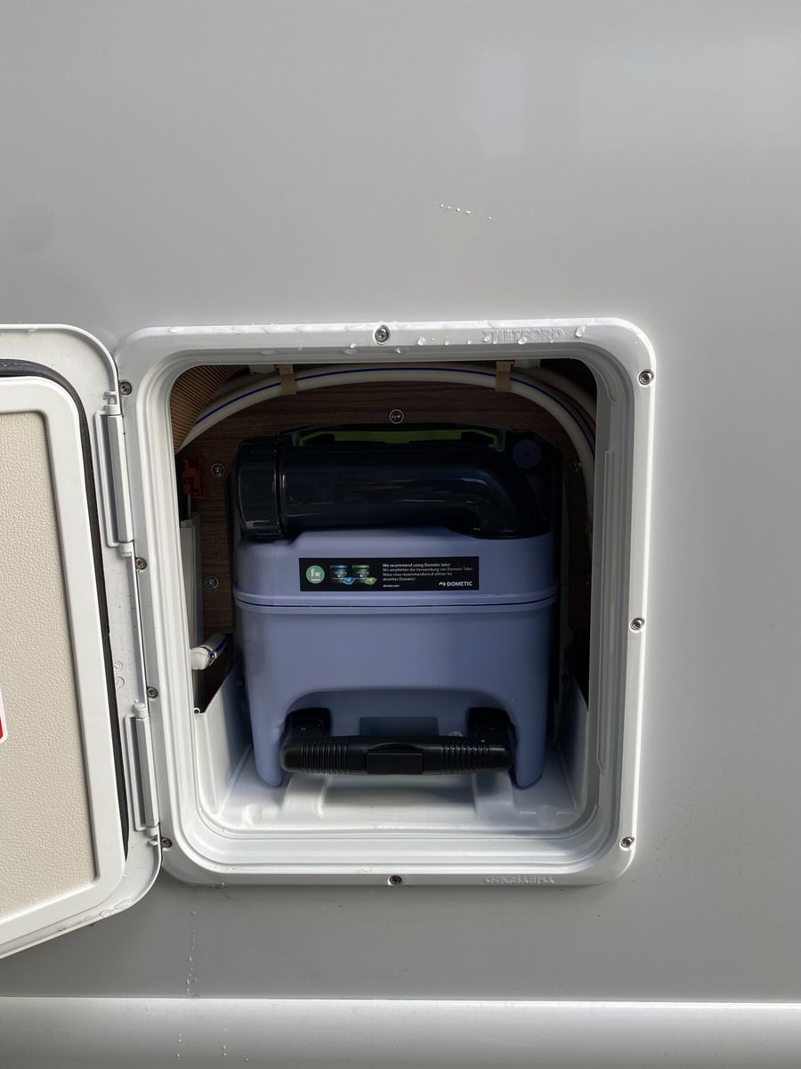 Fahrzeugabbildung Weinsberg CaraCompact EDITION PEPPER 600 MEG